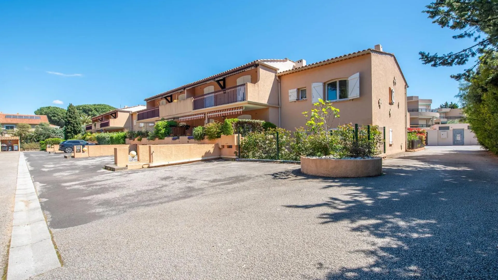 קבלייר-סור-מר Apartment Les Vignes-2 By Interhome