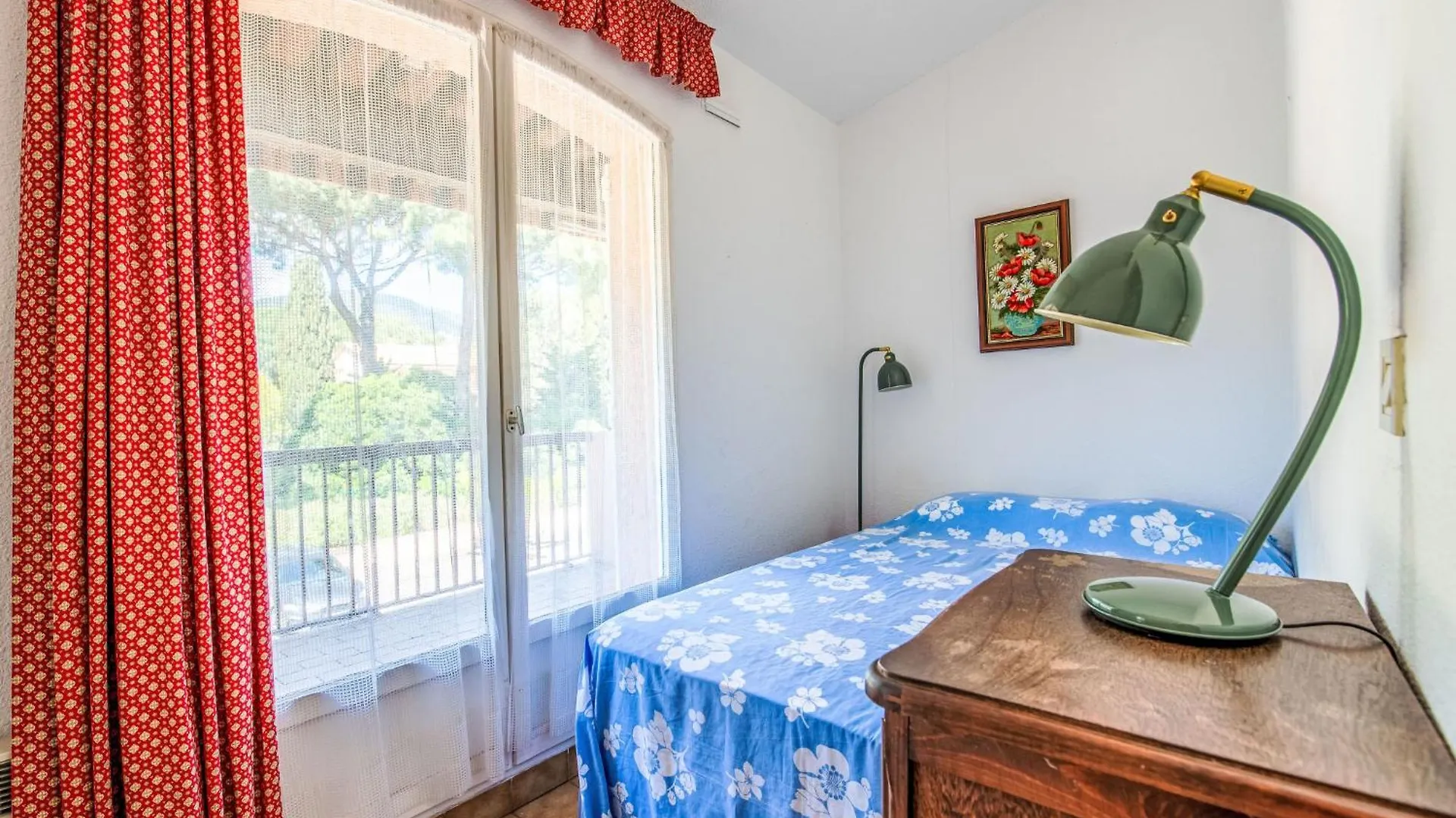 Apartment Les Vignes-2 By Interhome Cavalaire-sur-Mer