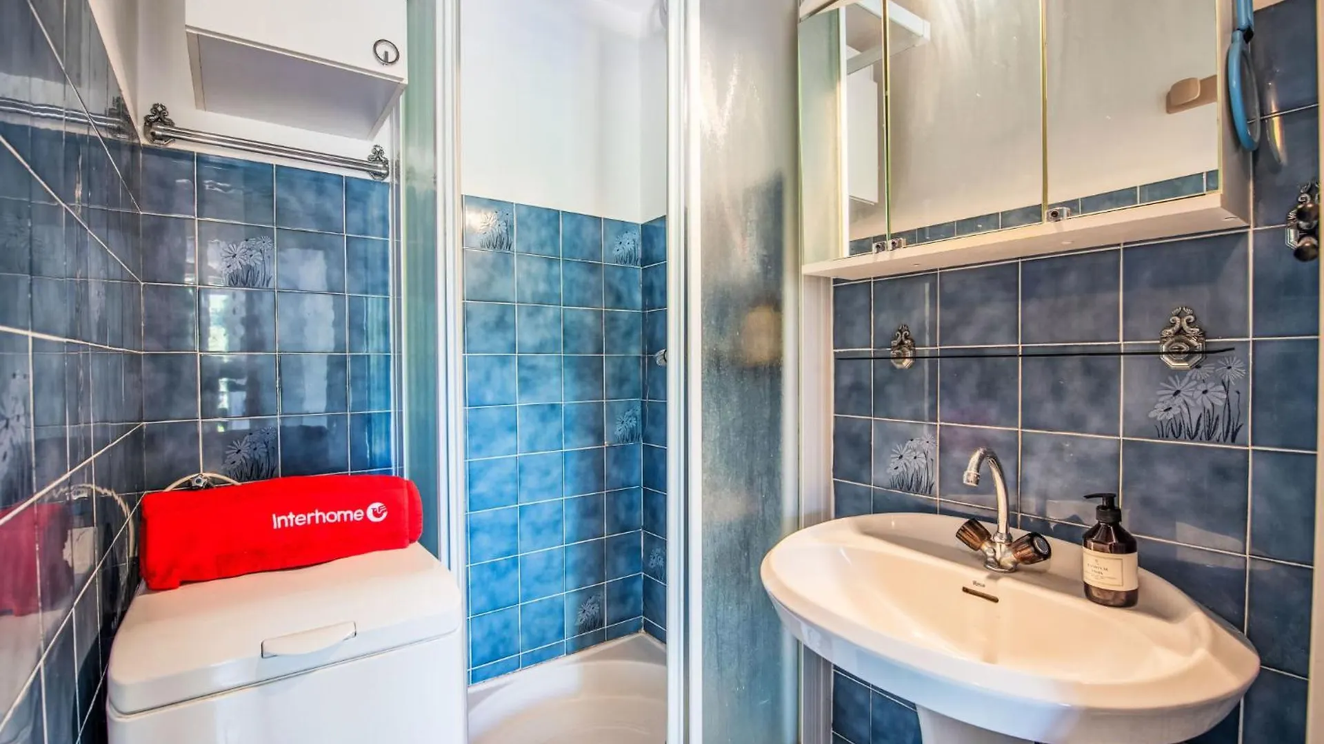 Apartment Les Vignes-2 By Interhome Cavalaire-sur-Mer